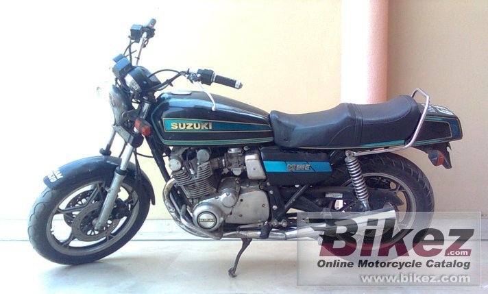 Big Lahore Pakistan gs 1000 e picture and wallpaper from Bikez.com